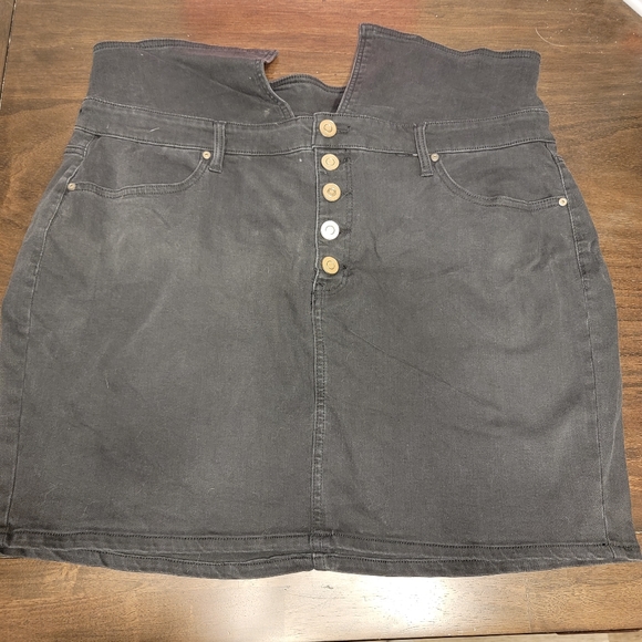 Denim high-waisted skirt - Picture 2 of 3